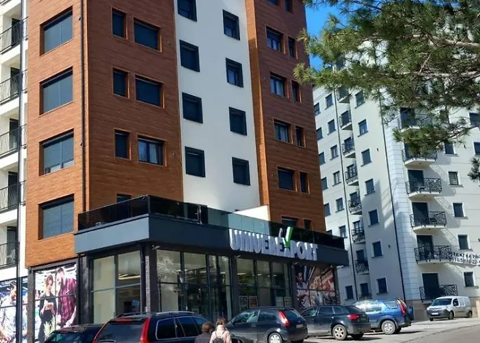 Akik Ζλάτιμπορ